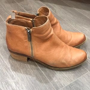 Lucky Brand Basel Leather Booties (Toffee) Brown